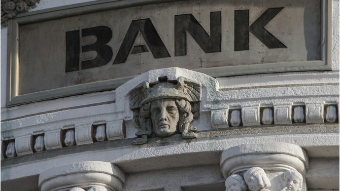 Les banques en première ligne dans la lutte contre la crise économique