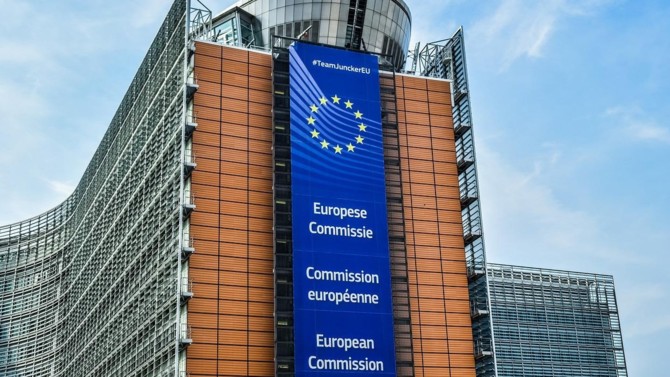 Avec la généralisation des achats en ligne, de plus en plus de consommateurs sont concernés par la commercialisation à distance de services financiers. C’est pourquoi Bruxelles a adopté, ce mercredi 11 mai, des règles plus strictes en matière de protection des consommateurs.